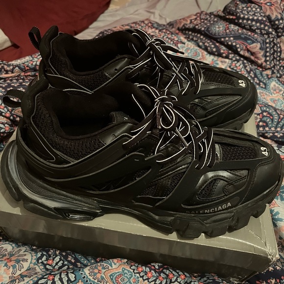 (Balenciaga track runners led) - Picture 2 of 7